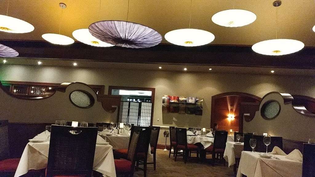 Ruths Chris Steak House | 2 Village Blvd, Princeton, NJ 08540 | Phone: (609) 452-0041