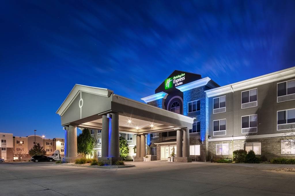 Holiday Inn Express & Suites Bellevue (Omaha Area) | 10804 S 15th St, Bellevue, NE 68123, USA | Phone: (402) 502-4500