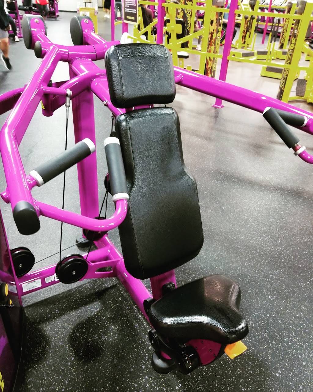 Planet Fitness | 144 E South Boundary St, Perrysburg, OH 43551, USA | Phone: (419) 872-9200