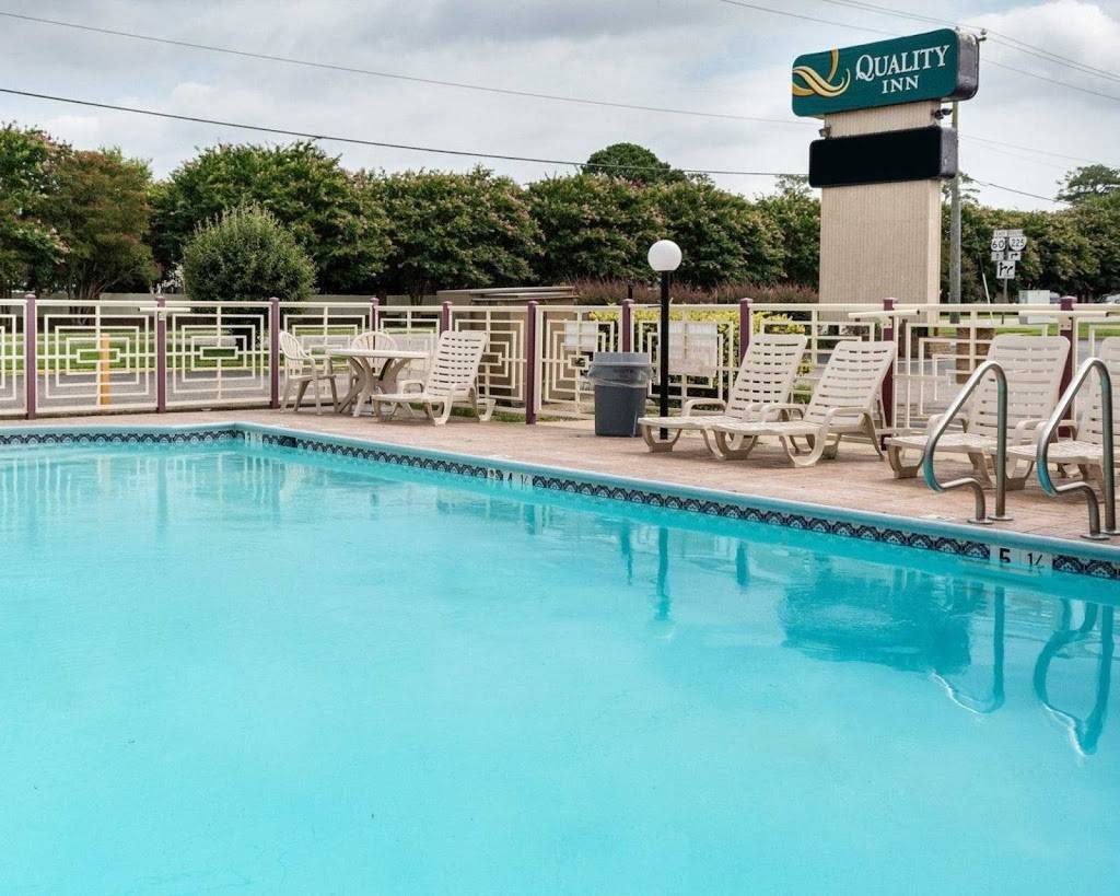 Quality Inn Little Creek | 5189 Shore Dr, Virginia Beach, VA 23455, USA | Phone: (757) 460-5566