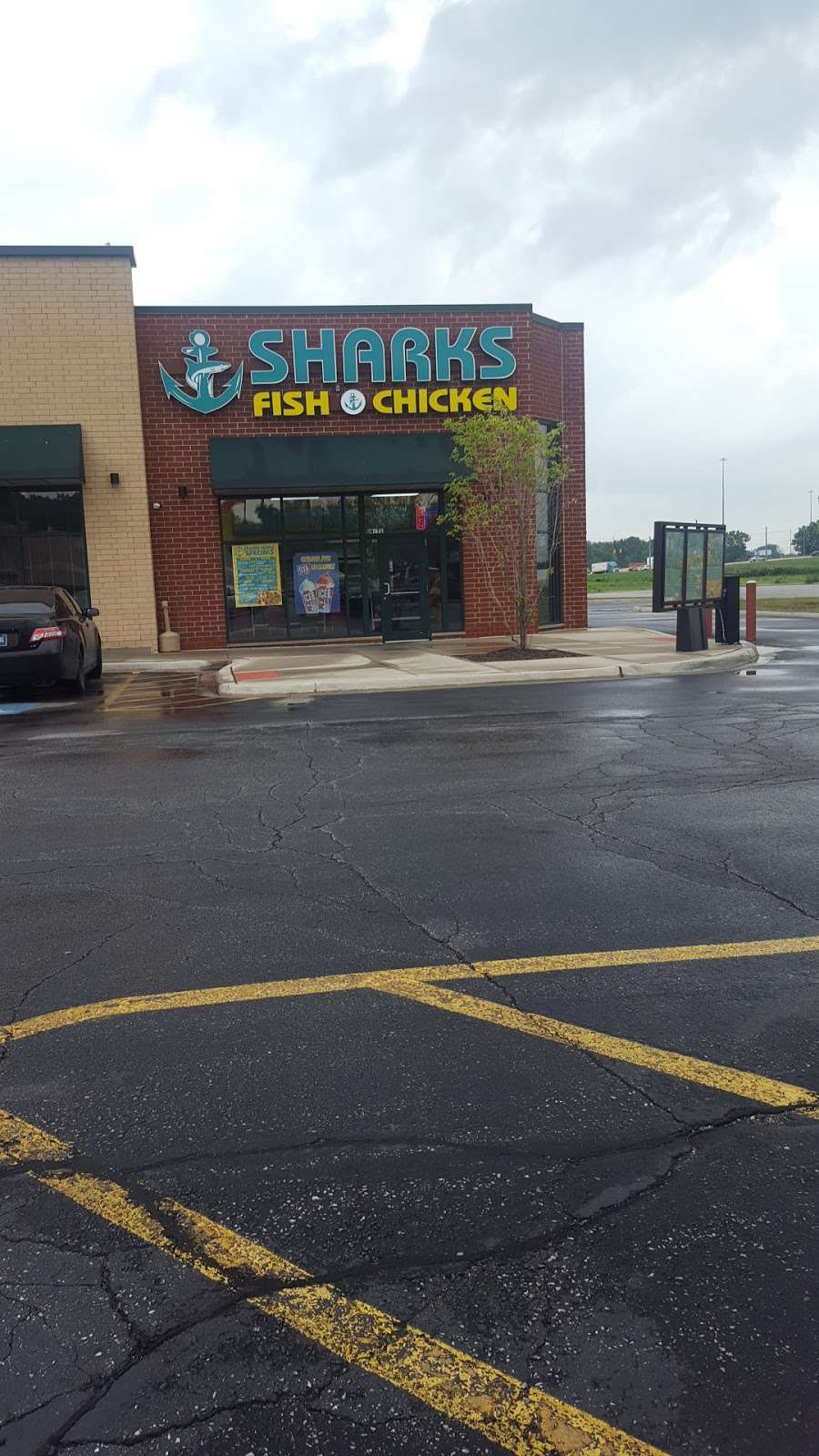 Sharks Fish and Chicken | 2560 Garfield St Unit 1, Gary, IN 46404, USA | Phone: (219) 951-0271