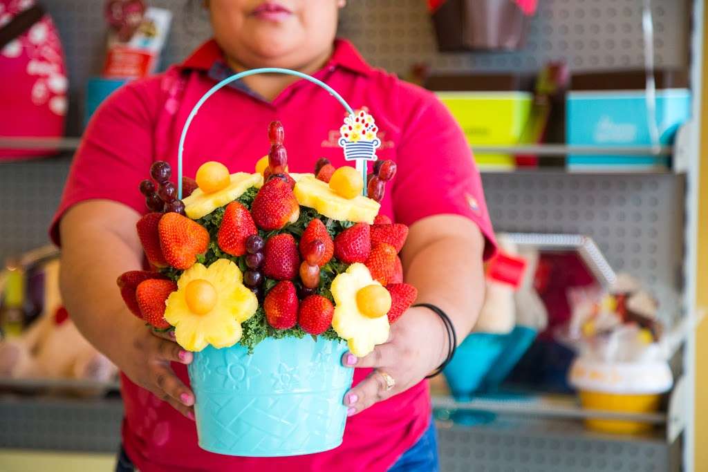 Edible Arrangements | 12020 Farm to Market 1960 Rd W, Houston, TX 77065, USA | Phone: (281) 955-9899