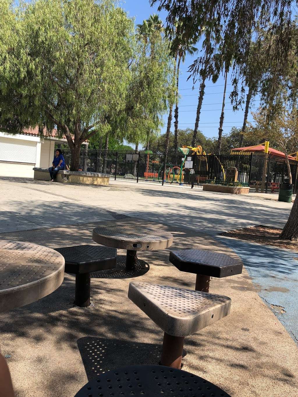 Huntington Park Parks & Rec | 3401 E Florence Ave, Huntington Park, CA 90255, USA | Phone: (323) 584-6218