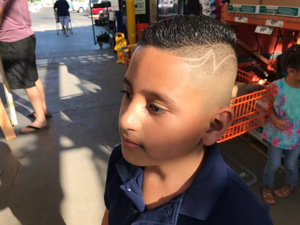 Taylors Barber Shop | 2020, 430 E Broadway Rd, Mesa, AZ 85204 | Phone: (480) 964-8882