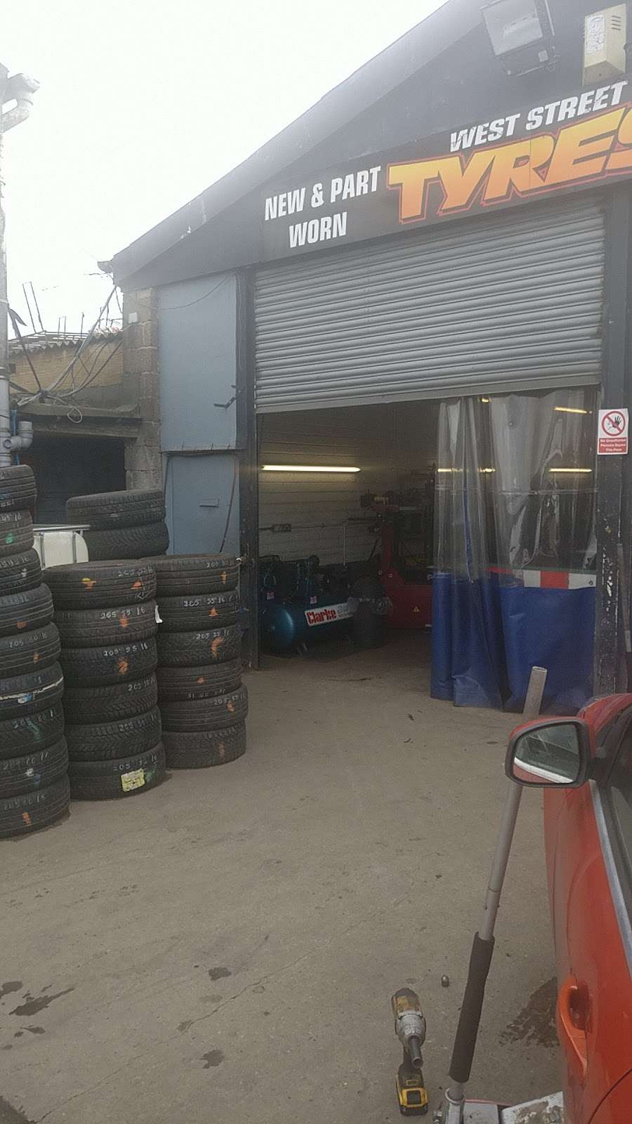 West Street Tyres | Unit 2c Maypole Crescent, Darrent Industrial Park, SLADE GREEN, Dartford, Erith DA8 2JZ, UK | Phone: 01322 836996