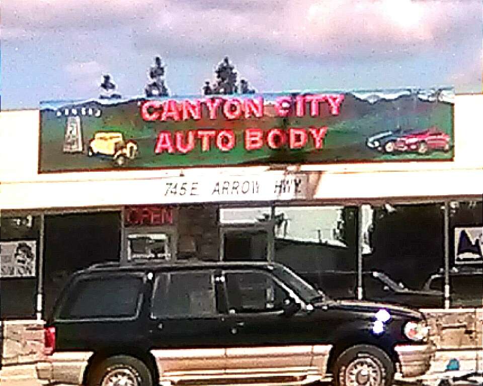 Canyon City Auto Body | 745 E Arrow Hwy, Azusa, CA 91702, USA | Phone: (626) 966-0557