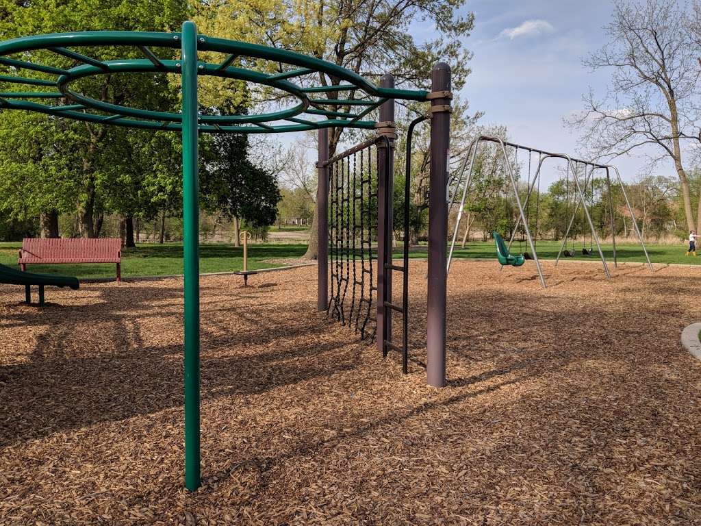 East Street Park | 0s275 East St, Winfield, IL 60190, USA | Phone: (630) 653-3811