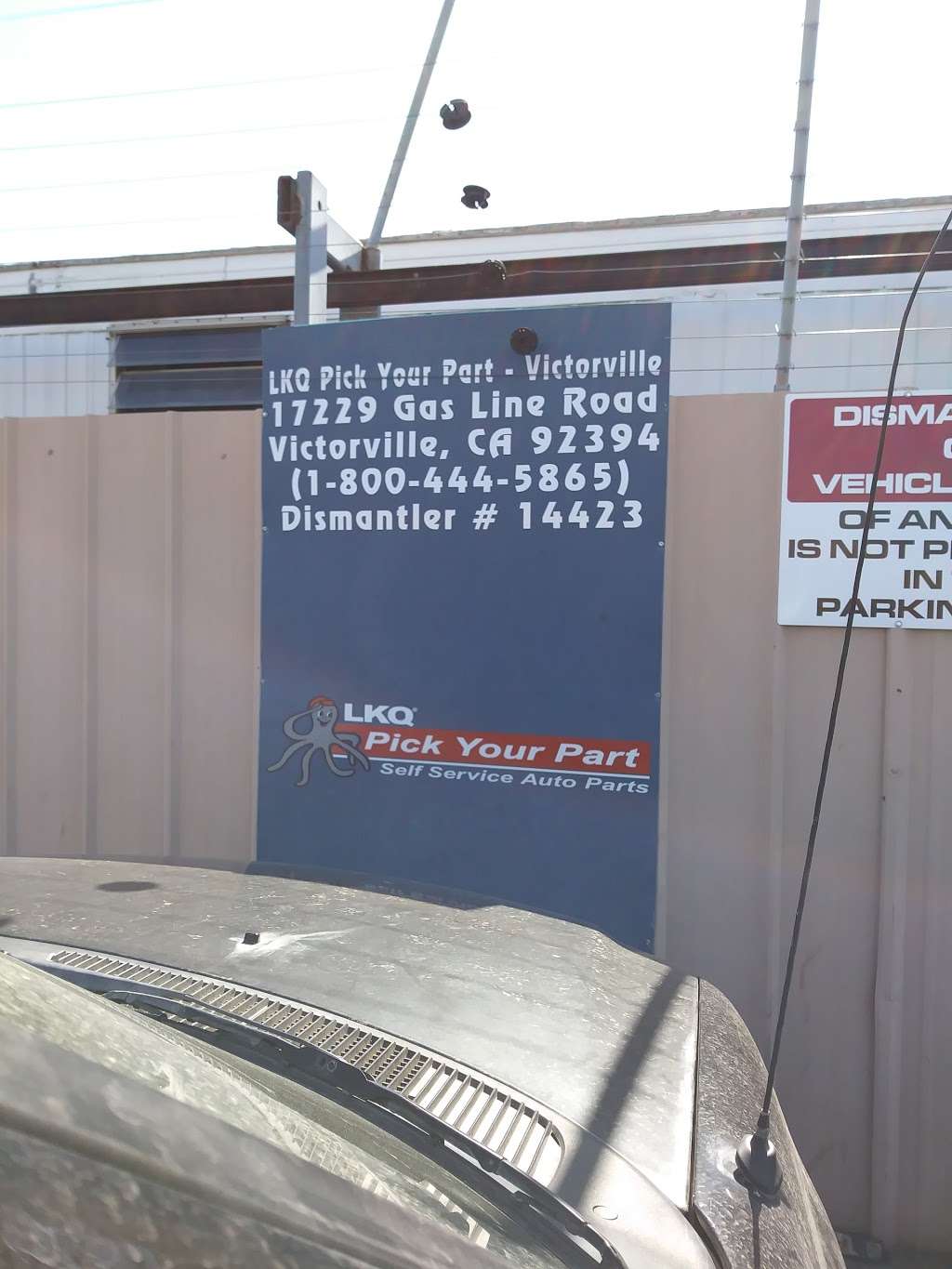 Pick & Pull Auto Parts | Photo 9 of 10 | Address: 17229 Gas Line Rd, Victorville, CA 92394, USA | Phone: (760) 241-8414