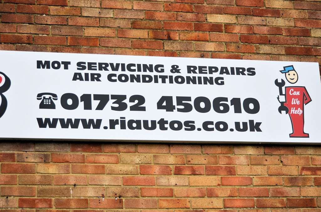 R & I Autos Ltd‎ | Unit 1 Block 5, Vestry Ind Est, Vestry Road, Sevenoaks TN14 5EL, UK | Phone: 01732 450610