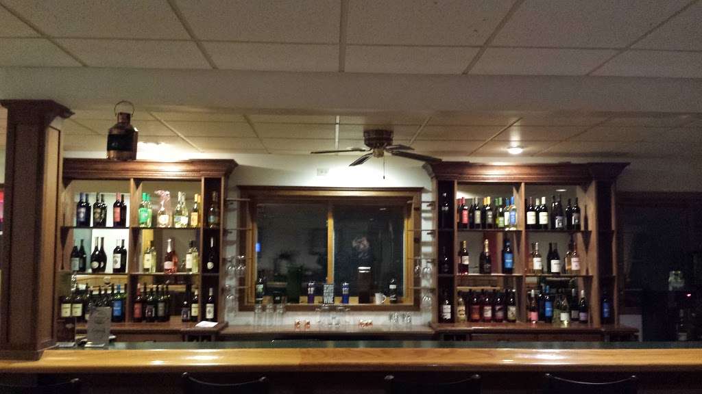 The Delavan Lake Store | 2001 N Shore Dr, Delavan, WI 53115, USA | Phone: (262) 725-6747