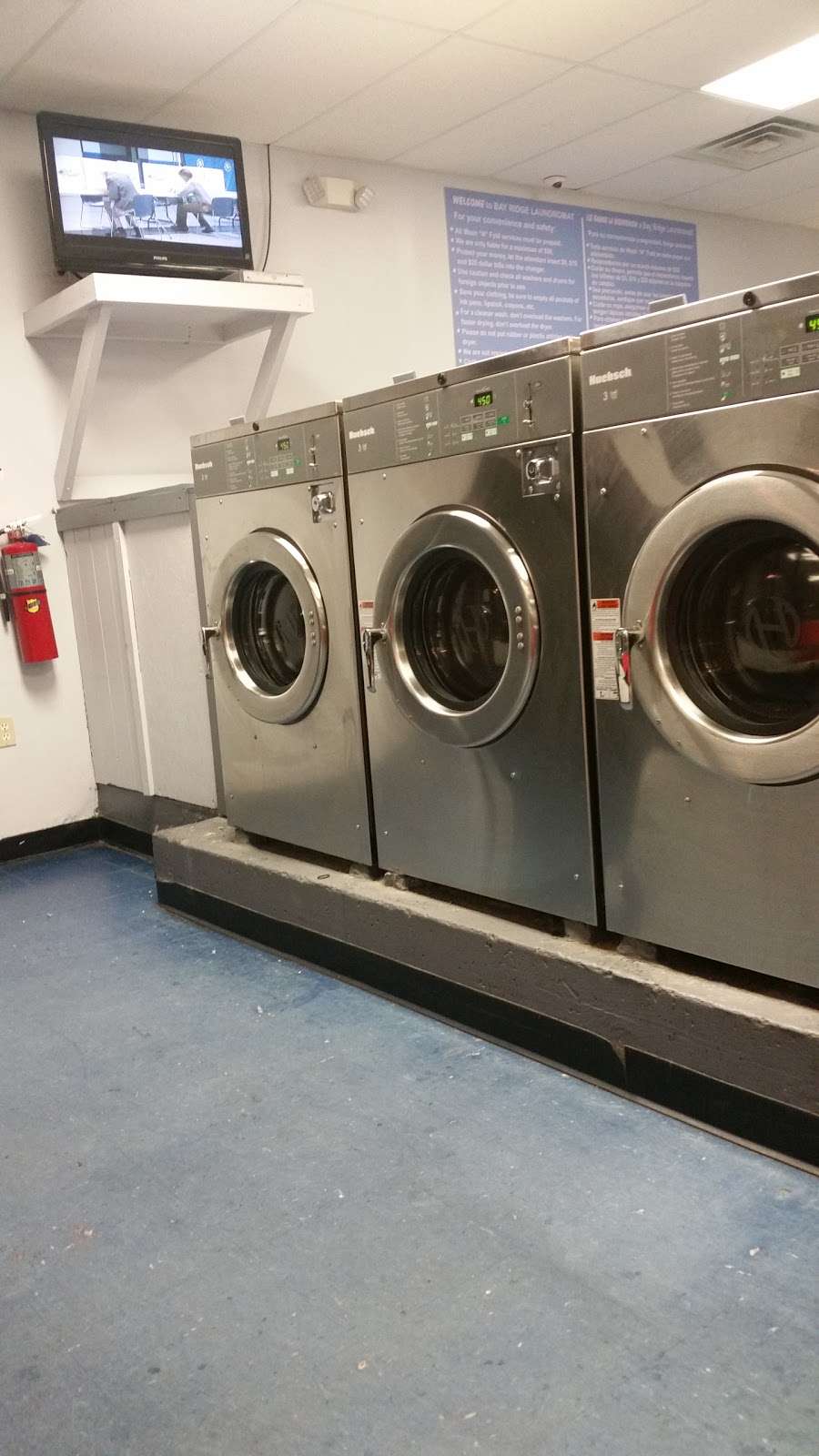Bay Ridge Laundromat | 122 Hillsmere Dr, Annapolis, MD 21403, USA | Phone: (410) 268-4534