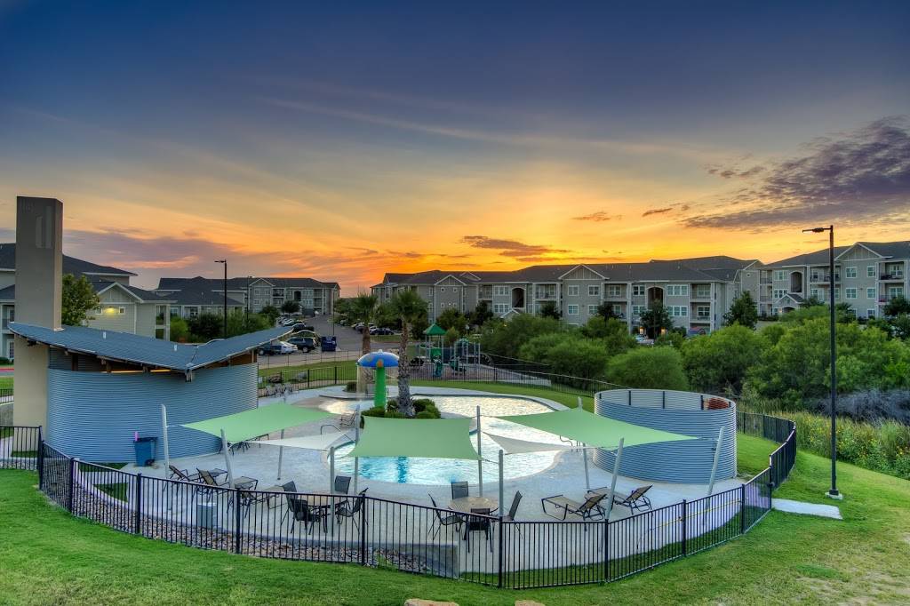 Dorel Laredo Apartments | 302 Bob Bullock Loop, Laredo, TX 78043, USA | Phone: (956) 606-3576