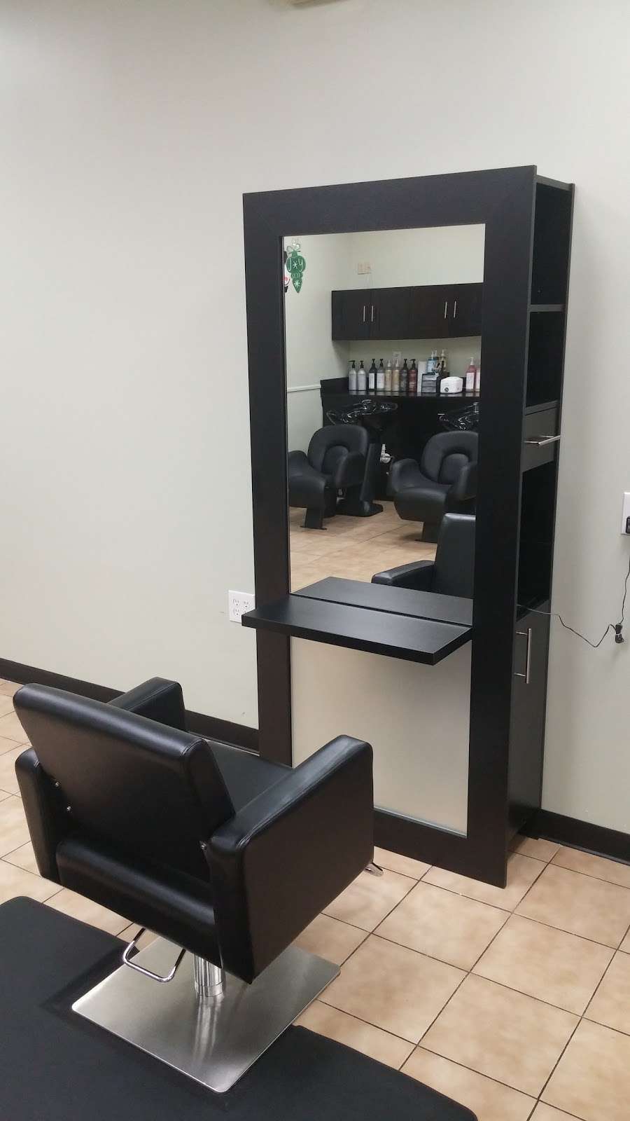 Hair Magic | 3822 Clyde Morris Blvd, Port Orange, FL 32129, USA | Phone: (386) 281-5552