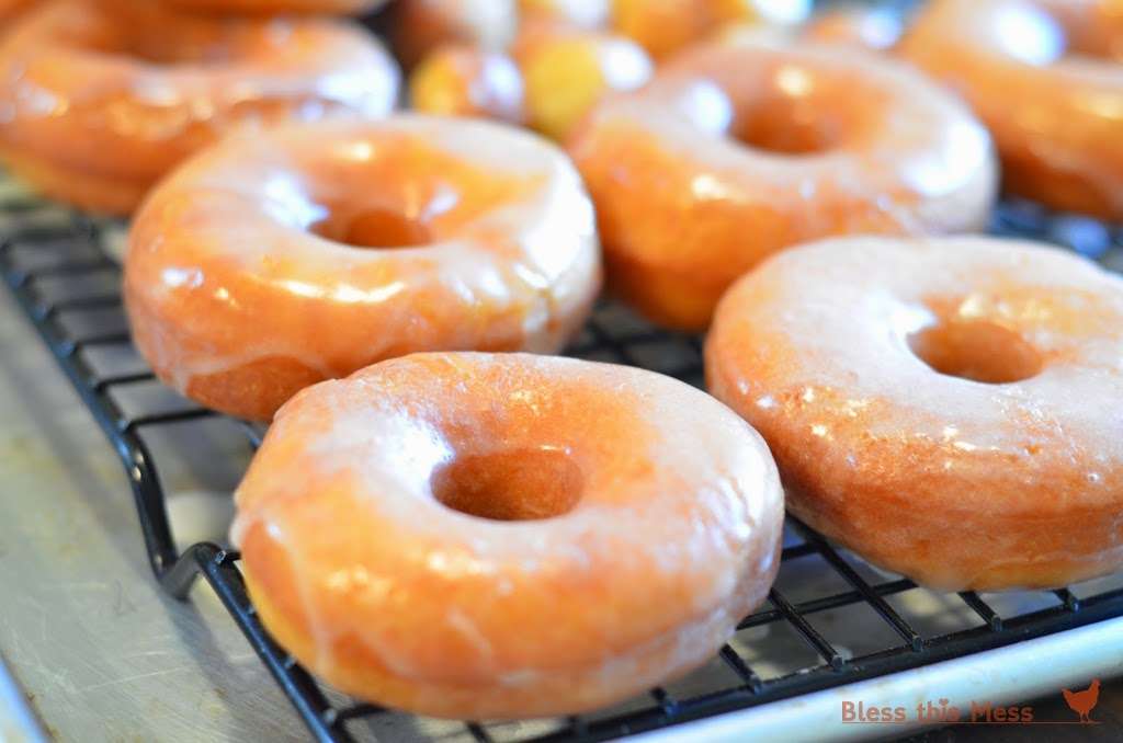 Happy Donuts | 4130 Allison Rd, Houston, TX 77048 | Phone: (713) 264-0856