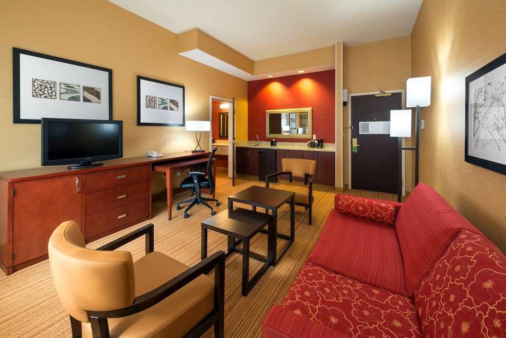 Courtyard by Marriott Boulder Louisville | 948 W Dillon Rd, Louisville, CO 80027, USA | Phone: (303) 604-0007