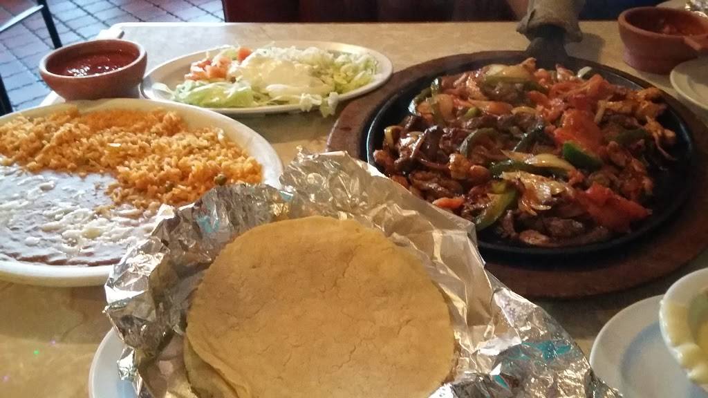 El Vecino Mexican Restaurant | 1492 Forestdale Blvd, Birmingham, AL 35214 | Phone: (205) 798-5188