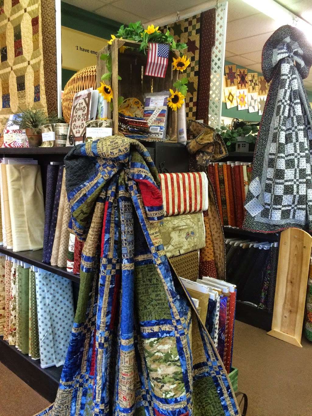 Sunflower Embroidery, Quilting and Fabrics | 207 Oak St, Bonner Springs, KS 66012, USA | Phone: (913) 422-4501