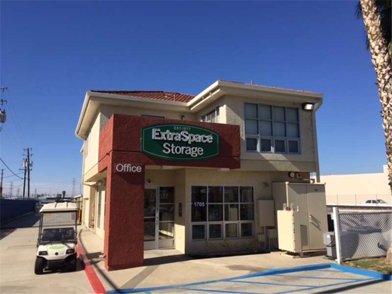 Extra Space Storage | 1705 S State College Blvd, Anaheim, CA 92806, USA | Phone: (714) 935-0403