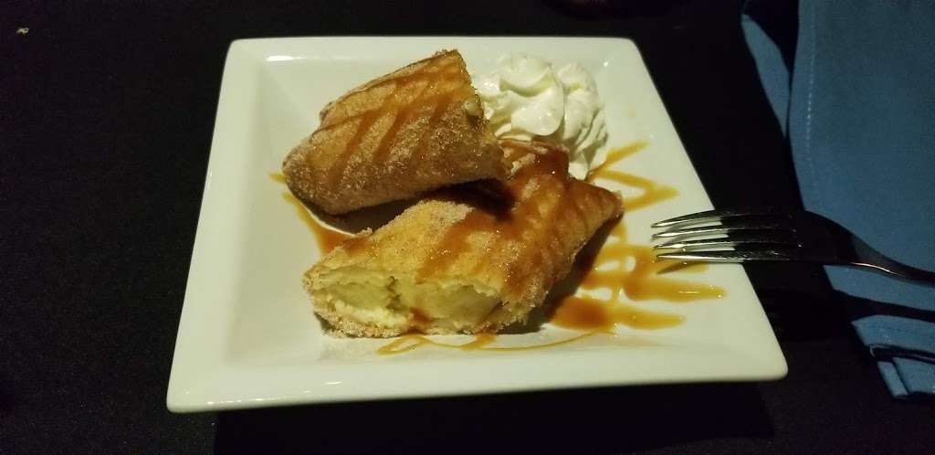 Lake House Restaurant | 611 Taylor Rd, Newfield, NJ 08344, USA | Phone: (856) 694-5700