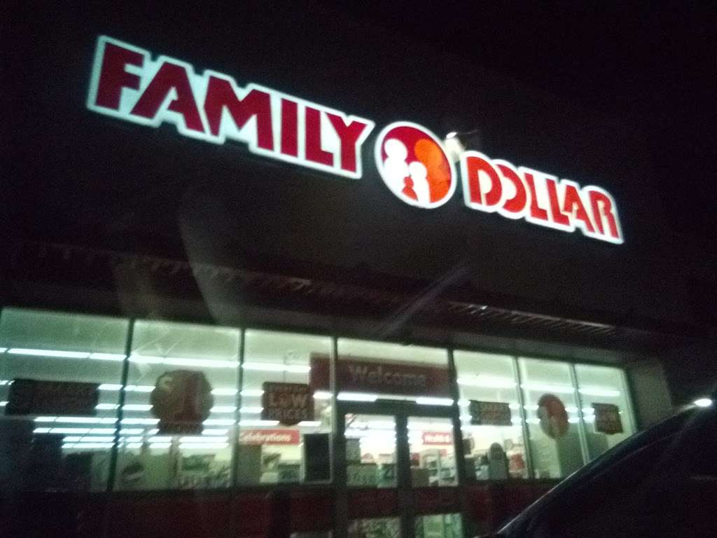 Family Dollar | 200 Church St, Shepherd, TX 77371 | Phone: (936) 247-0212