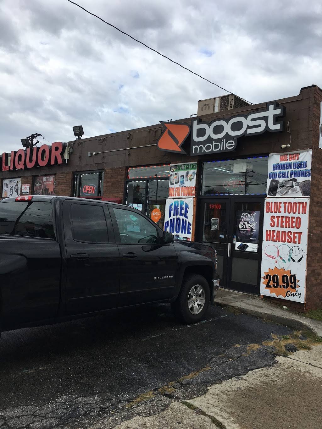 Boost Mobile | 19100 Van Dyke Ave #85, Detroit, MI 48234, USA | Phone: (313) 731-7460