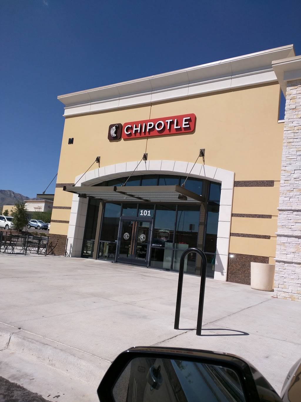 Chipotle Mexican Grill | 10771 Gateway S Blvd Bldg M, Ste 101, El Paso, TX 79934, USA | Phone: (915) 822-2968