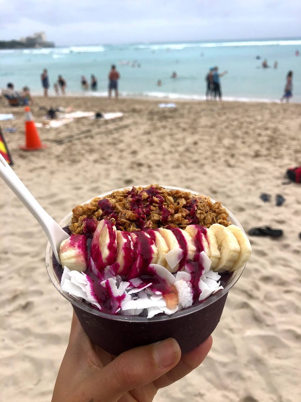 The Sunrise Shack Waikiki | 2335 Kalakaua Ave, Honolulu, HI 96815 | Phone: (808) 926-6460