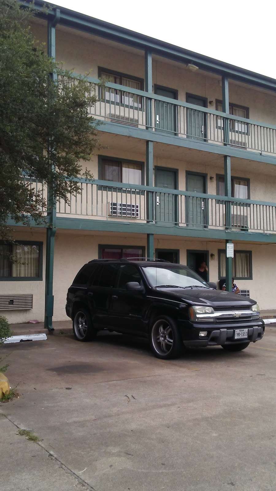 AMERIHOME INN & SUITES | 16410 North Fwy, Houston, TX 77090 | Phone: (281) 821-1000