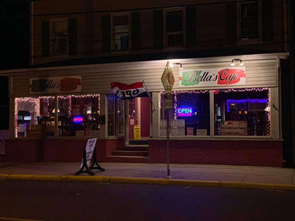 Bella's Cafe, 689 E Bay Ave, Barnegat, NJ 08005