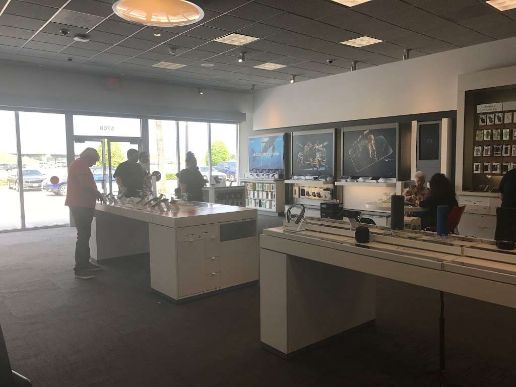 AT&T Store | 5708 Fairmont Pkwy, Pasadena, TX 77505, USA | Phone: (281) 998-1200