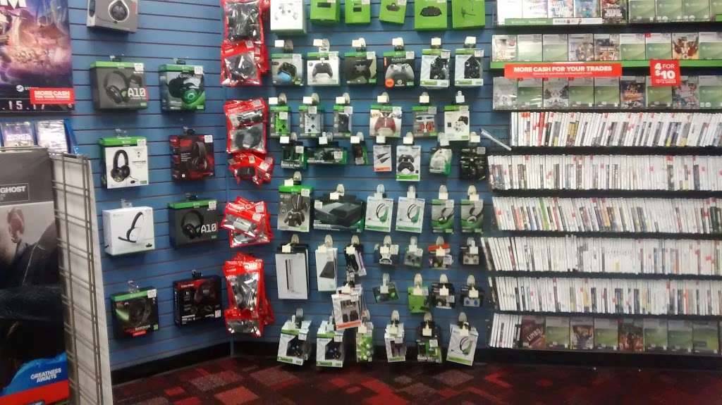 GameStop | 1100 Revere Beach Pkwy, Chelsea, MA 02150, USA | Phone: (617) 887-0494