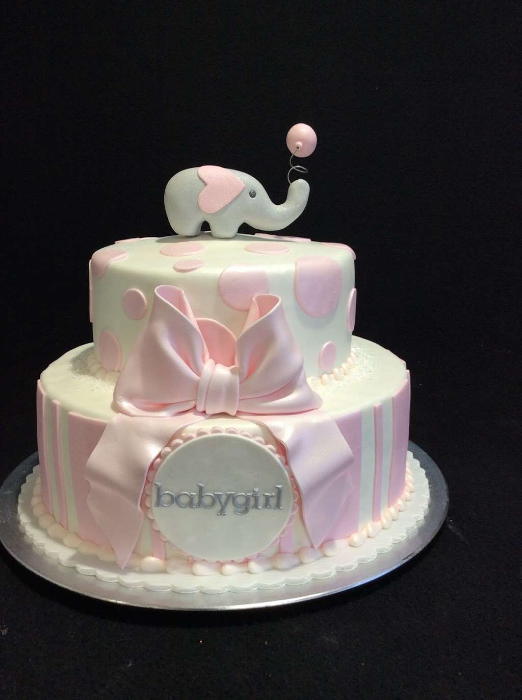 Cakes by Design Edible Art | 2-4 Johnson St #2, North Andover, MA 01845, USA | Phone: (978) 975-8877