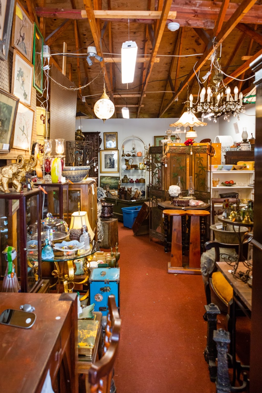 Wagon Wheel Antiques | 1399 Pittsburgh Rd, Valencia, PA 16059, USA | Phone: (724) 898-9974