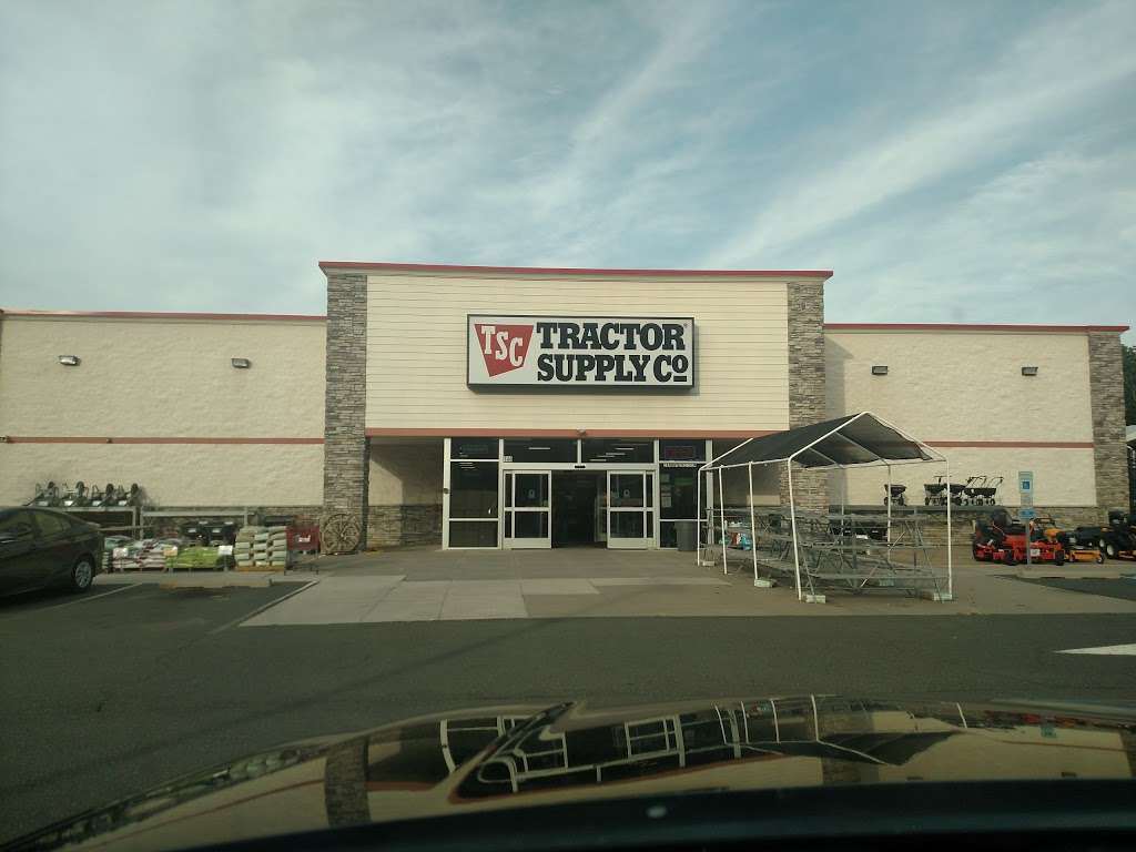 Tractor Supply Co. | 144 Hwy 202/31 North, Ringoes, NJ 08551, USA | Phone: (908) 284-2021