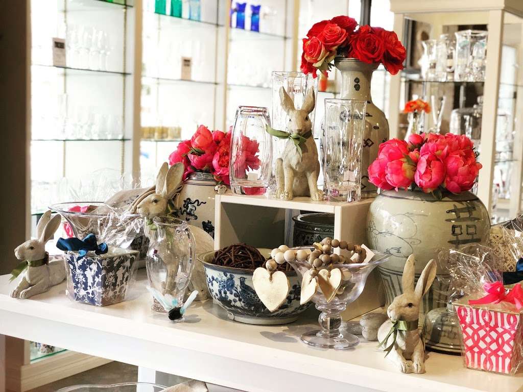 Roberts China and Gifts | 12651 Memorial Dr suite d, Houston, TX 77024, USA | Phone: (713) 973-8171