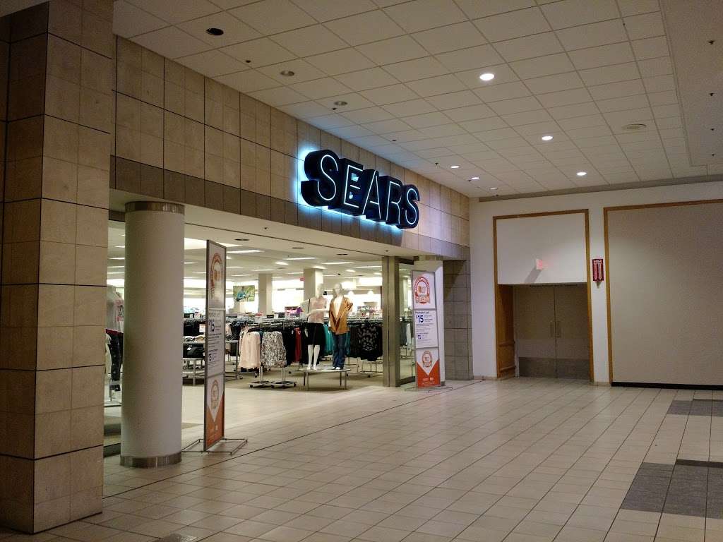 Sears | 5 Stratford Dr, Bloomingdale, IL 60108, USA | Phone: (630) 924-8801
