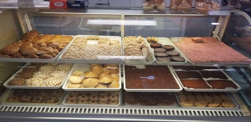 Tienda & Panaderia Rio Grande | 12097 Beechnut St, Houston, TX 77072 | Phone: (832) 617-7618