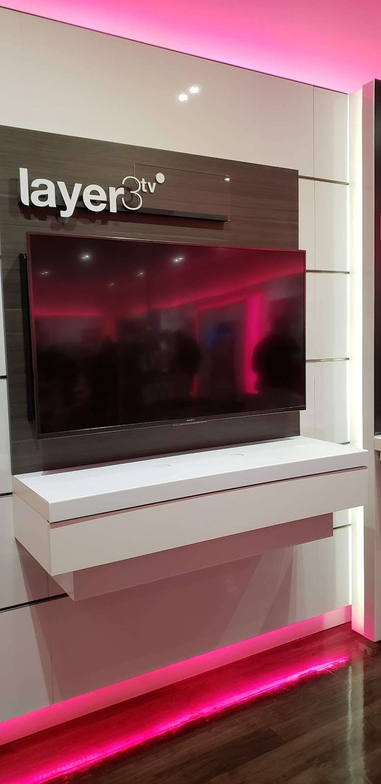 T-Mobile | 4771 Firestone Blvd, South Gate, CA 90280, USA | Phone: (323) 244-3168