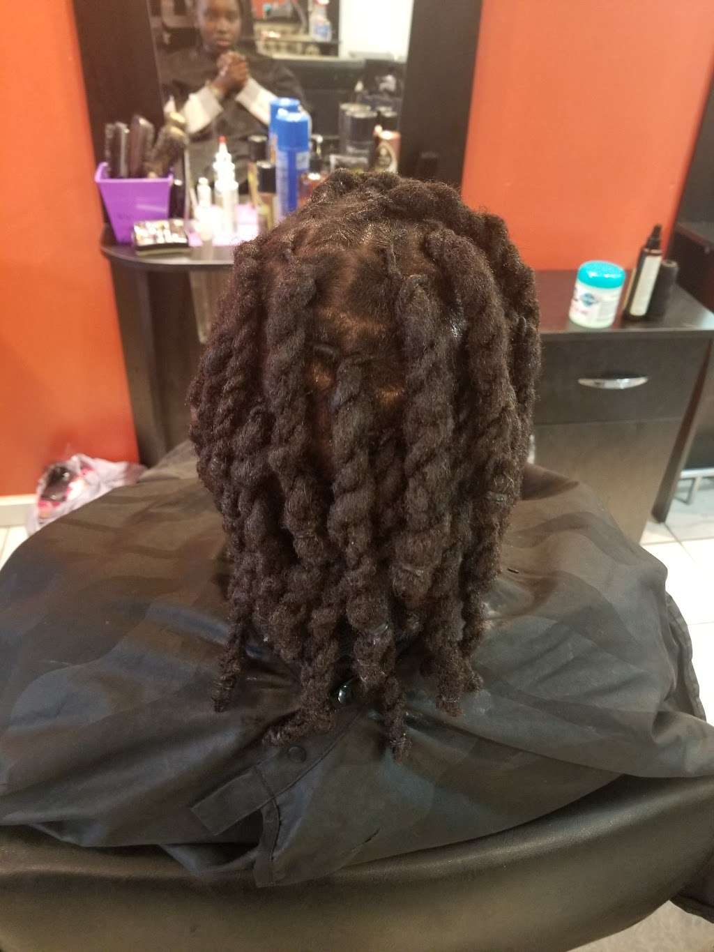 Shine My Locs & Braids | 5196 Washington St, West Roxbury, MA 02132, USA | Phone: (617) 327-0850