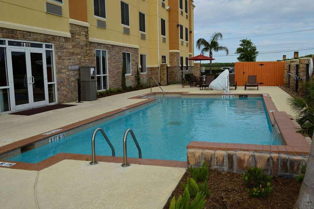 Best Western Plus Seabrook Suites | 5755 Bayport Blvd, Seabrook, TX 77586 | Phone: (281) 291-9090