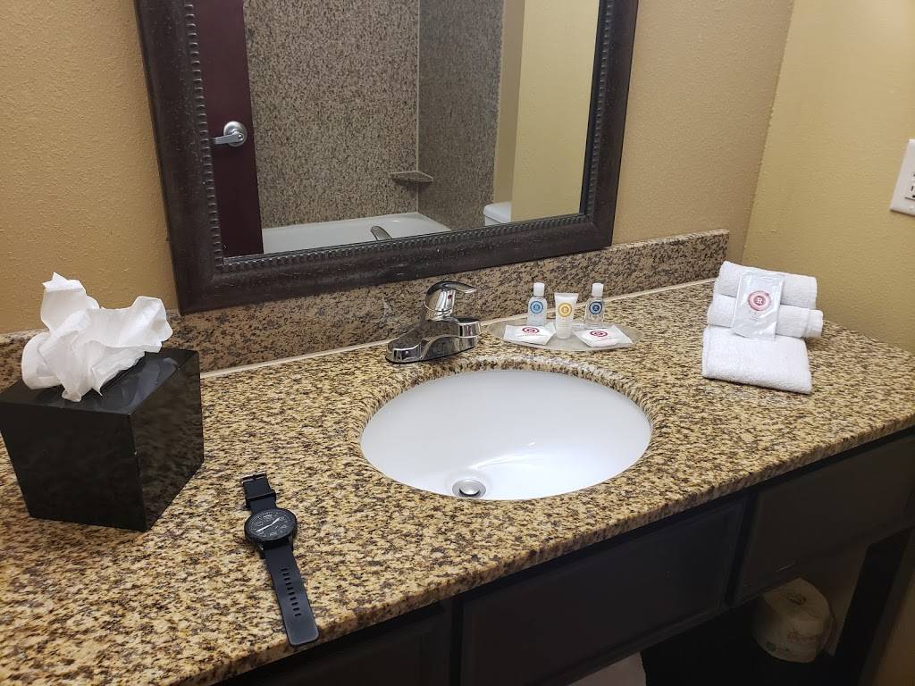 Comfort Suites Frisco | 9700 Dallas Pkwy, Frisco, TX 75034, USA | Phone: (972) 668-9700