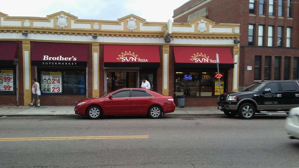 Sun Pizza | 46 Washington St, Dorchester, MA 02121 | Phone: (617) 541-1991