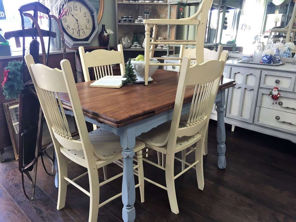 Vintage Hip Decor - Distressed Furniture | 89 Hampton House Rd, Newton, NJ 07860, USA | Phone: (973) 940-7865