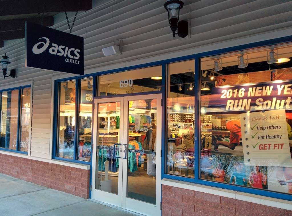 ASICS Outlet in 1 Outlet Blvd 690 Wrentham MA 02093 USA