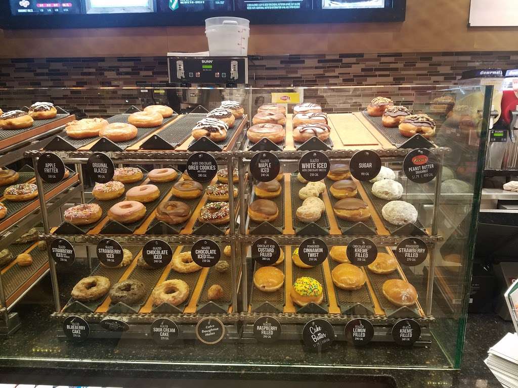 Krispy Kreme Doughnuts | 17815 Halsted St, Homewood, IL 60430, USA | Phone: (708) 991-2629