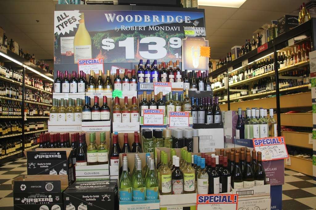 Wine World | 400 Lacey Rd, Manchester Township, NJ 08759, USA | Phone: (732) 350-7000