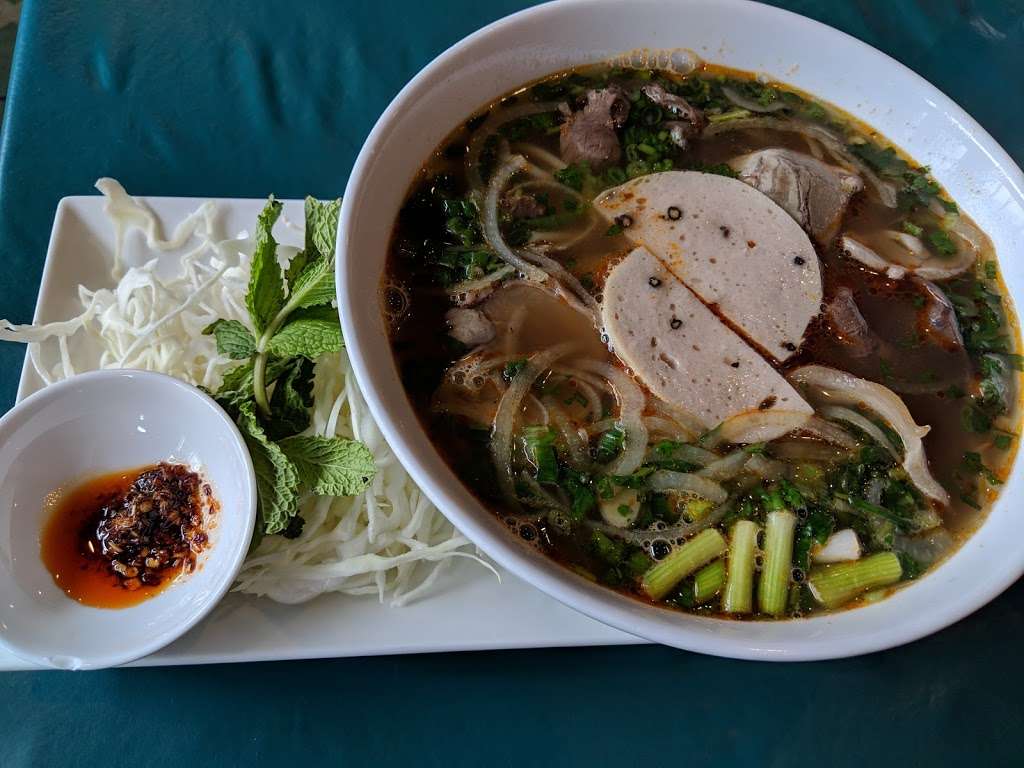 Pho Nguyen Restaurant | 18410 US. Highway 281 N, Suite 115, San Antonio, TX 78259, USA | Phone: (210) 402-1553