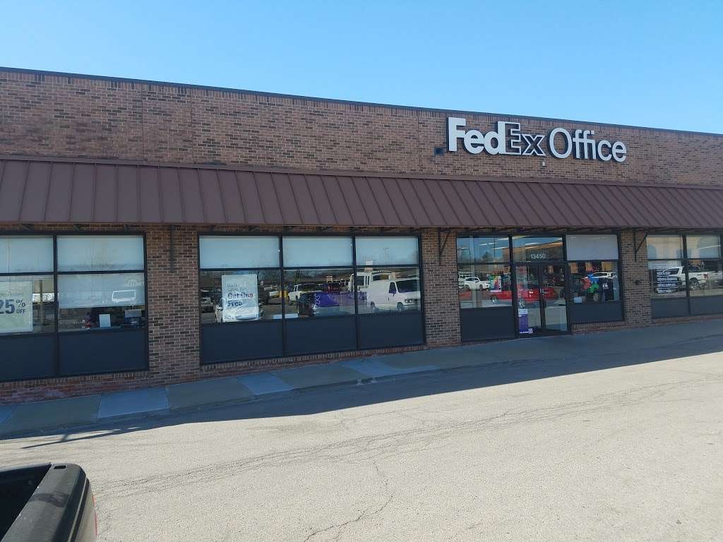 FedEx Office Print & Ship Center | 13450 W 87th St Pkwy, Lenexa, KS 66215, USA | Phone: (913) 894-2010
