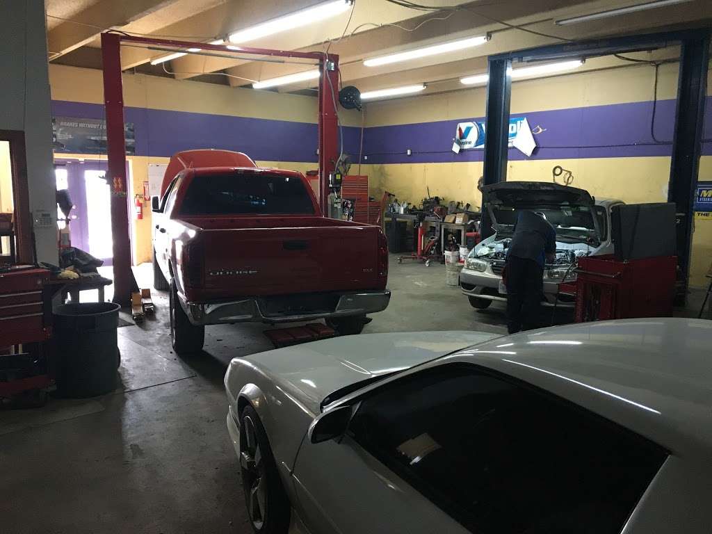 Vanny Auto | 6603 Federal Blvd a, Denver, CO 80221, USA | Phone: (303) 429-9415