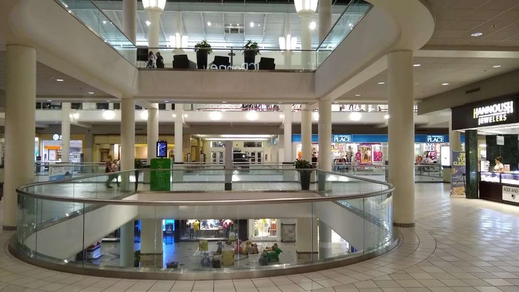 Emerald Square Mall | North Attleborough, MA 02760, USA